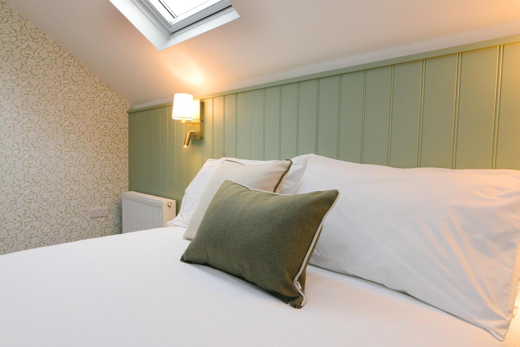 Urban Nest Townhouse Bed & Breakfast Galway Dış mekan fotoğraf
