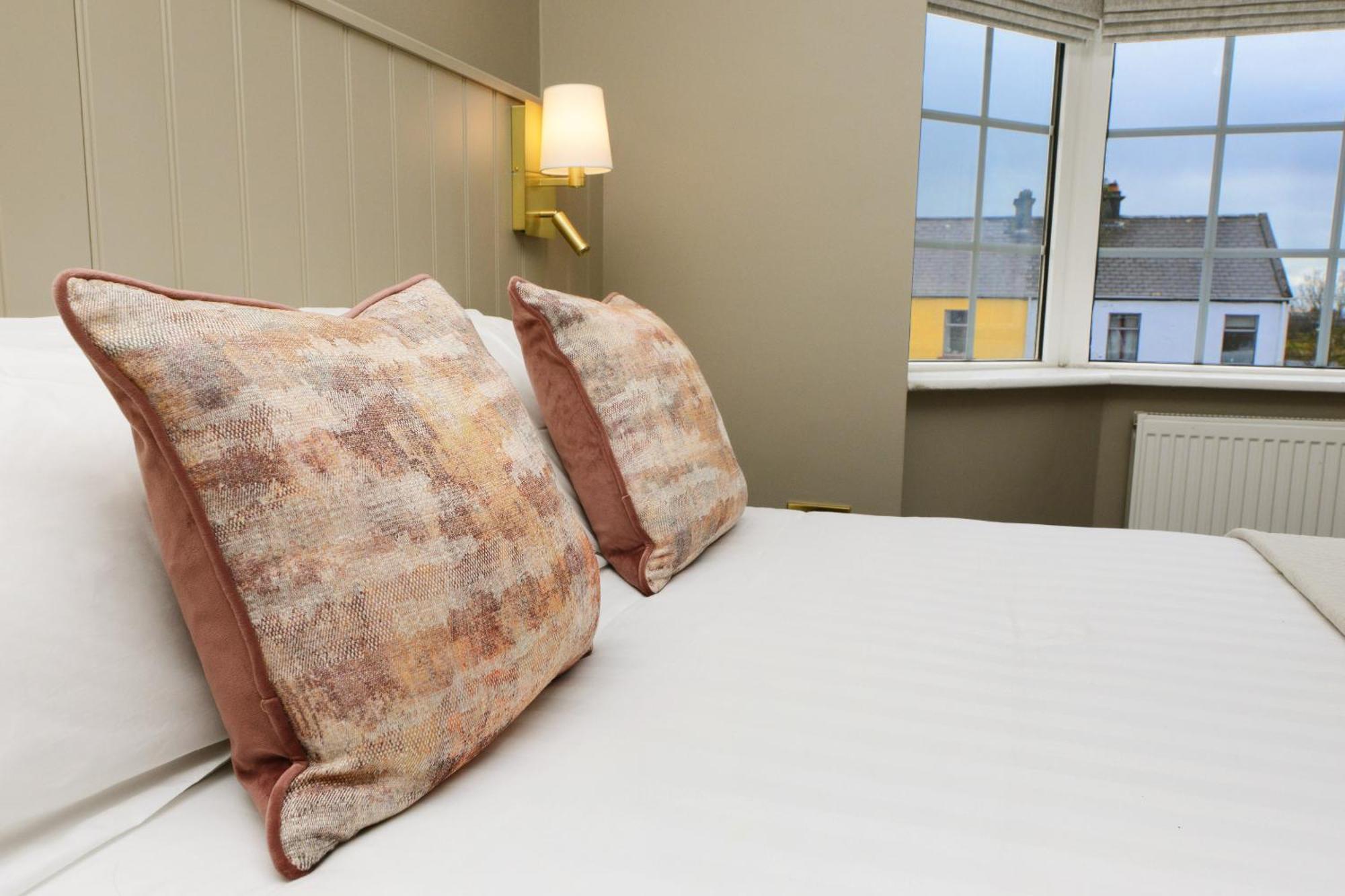 Urban Nest Townhouse Bed & Breakfast Galway Dış mekan fotoğraf